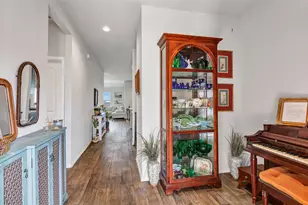 8306 Tamarind Ln, Baytown, TX 77521 - Photo 5