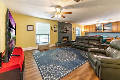 3333 Bent Bough Park, Huntsville, TX 77340 - Photo 9