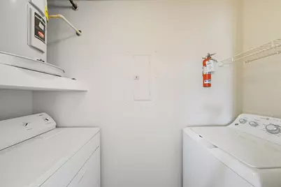 3505 Sage Road #202, Houston, TX 77056 - Photo 19