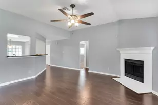223 Fantasy Ln, Montgomery, TX 77356 - Photo 7