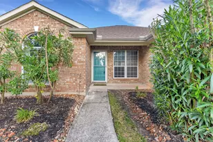 223 Fantasy Ln, Montgomery, TX 77356 - Photo 3