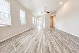 10443 Port Huron Ln, Tomball, TX 77375 - Photo 5