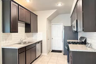 514 N 6th St, La Porte, TX 77571 - Photo 3