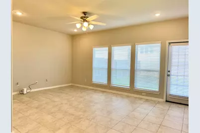 514 N 6th Street, La Porte, TX 77571 - Photo 7