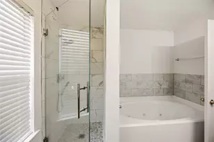 422 Laurel Pine Dr, Houston, TX 77339 - Photo 3