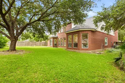 1322 Kirby Lake Court, Richmond, TX 77406 - Photo 41