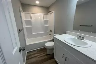 1300 N Live Oak St, Rockport, TX 78382 - Photo 13