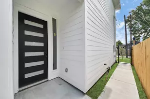 1913 West St, Houston, TX 77026 - Photo 25