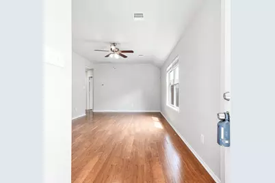 2831 Maybrook Hollow Lane, Houston, TX 77047 - Photo 5