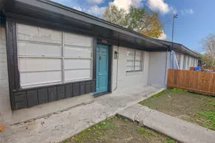 1613 Northwood St, Houston, TX 77009 - Photo 1