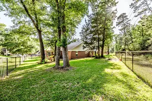 229 Evergreen Dr, Huntsville, TX 77340 - Photo 21