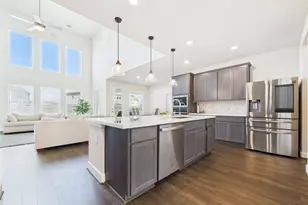 610 Beachman Shore Ln, La Porte, TX 77571 - Photo 19