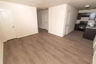 4259 Silver Ranch Rd, Houston, TX 77014 - Photo 3