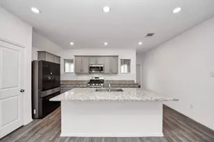 14230 Elrington Holw Trl, Fresno, TX 77583 - Photo 17