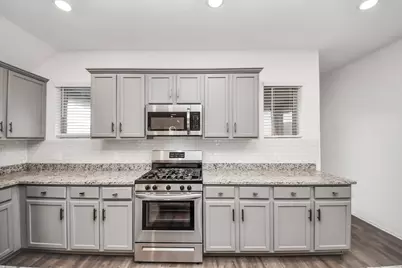 14230 Elrington Hollow Trail, Fresno, TX 77583 - Photo 19