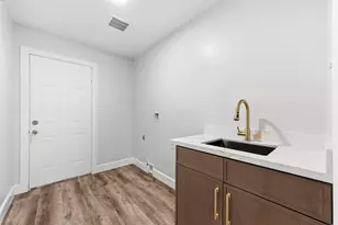 5411 Ariel St, Houston, TX 77096 - Photo 43