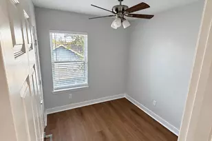 1313 Pearson St, Houston, TX 77023 - Photo 17
