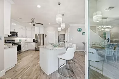 438 Amanda Circle, Tiki Island, TX 77554 - Photo 7