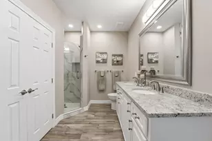 438 Amanda Cir, Tiki Island, TX 77554 - Photo 21