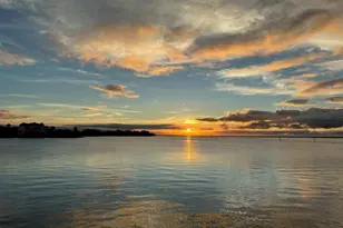 438 Amanda Cir, Tiki Island, TX 77554 - Photo 47