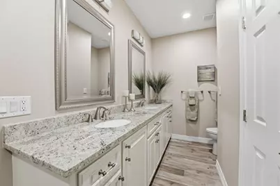 438 Amanda Circle, Tiki Island, TX 77554 - Photo 19