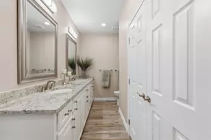 438 Amanda Cir, Tiki Island, TX 77554 - Photo 23