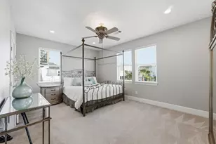 438 Amanda Cir, Tiki Island, TX 77554 - Photo 19