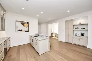 1623 Viking Dr, Houston, TX 77018 - Photo 9