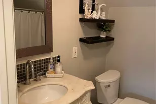 2914 Avenue K, Galveston, TX 77550 - Photo 9