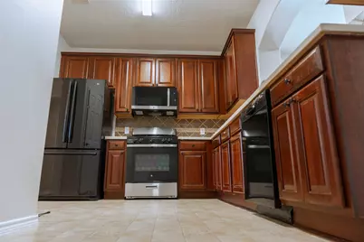 1902 Vernal Glen Cir, Spring, TX 77388 - Photo 11