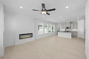 21219 Creeping Bentgrass Dr, Cypress, TX 77433 - Photo 11
