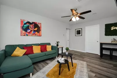 5410 Bataan Road, Houston, TX 77033 - Photo 3