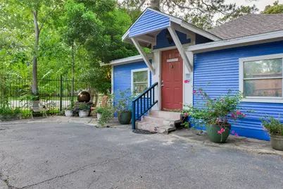 520 W 14th St, Houston, TX 77008 - Photo 1