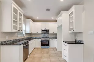 3231 Alabama St, Houston, TX 77004 - Photo 3