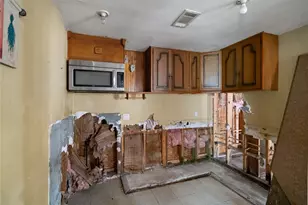 1925 Sunny Dr, Houston, TX 77093 - Photo 39