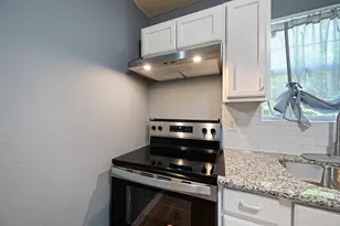7815 Harding St, Houston, TX 77012 - Photo 13