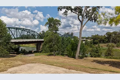 926 Robson, Columbus, TX 78934 - Photo 11