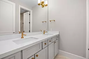 14008 Memorial Reserve Pl, Houston, TX 77079 - Photo 9