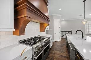 14008 Memorial Reserve Pl, Houston, TX 77079 - Photo 27