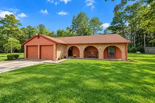 34514 Kristine Dr, Pinehurst, TX 77362 - Photo 1