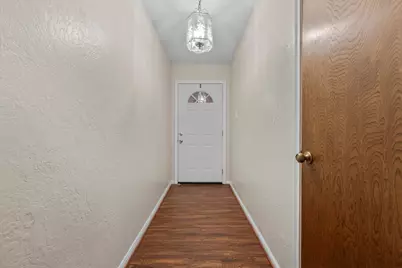 34514 Kristine Drive, Pinehurst, TX 77362 - Photo 9