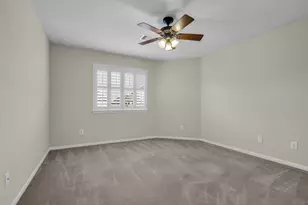 6807 Chapelfield Ln, Houston, TX 77049 - Photo 35