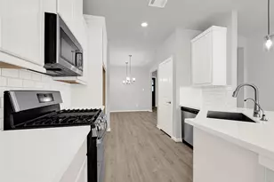 9111 Hunter Hill Dr, Cypress, TX 77433 - Photo 11