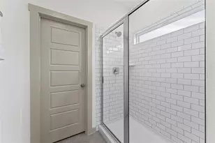 12512 Newport Arch Ln, Houston, TX 77047 - Photo 17