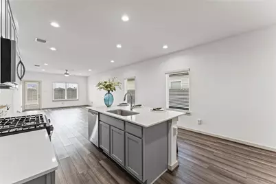 12512 Newport Arch Lane, Houston, TX 77047 - Photo 13