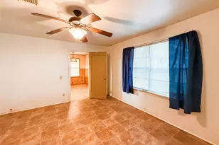 1002 Neiser Ln, Weimar, TX 78962 - Photo 9