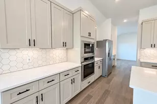 3411 Summercrisp Holw Ln, Pearland, TX 77581 - Photo 9
