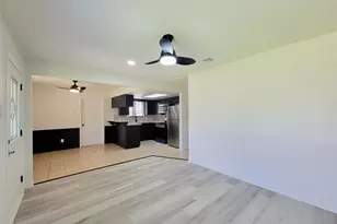 10614 Bainbridge St, Houston, TX 77016 - Photo 5