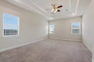 13930 Hawthorne Cir, Mont Belvieu, TX 77523 - Photo 7
