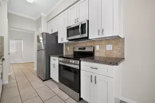 600 Wilcrest Dr, Houston, TX 77042 - Photo 9